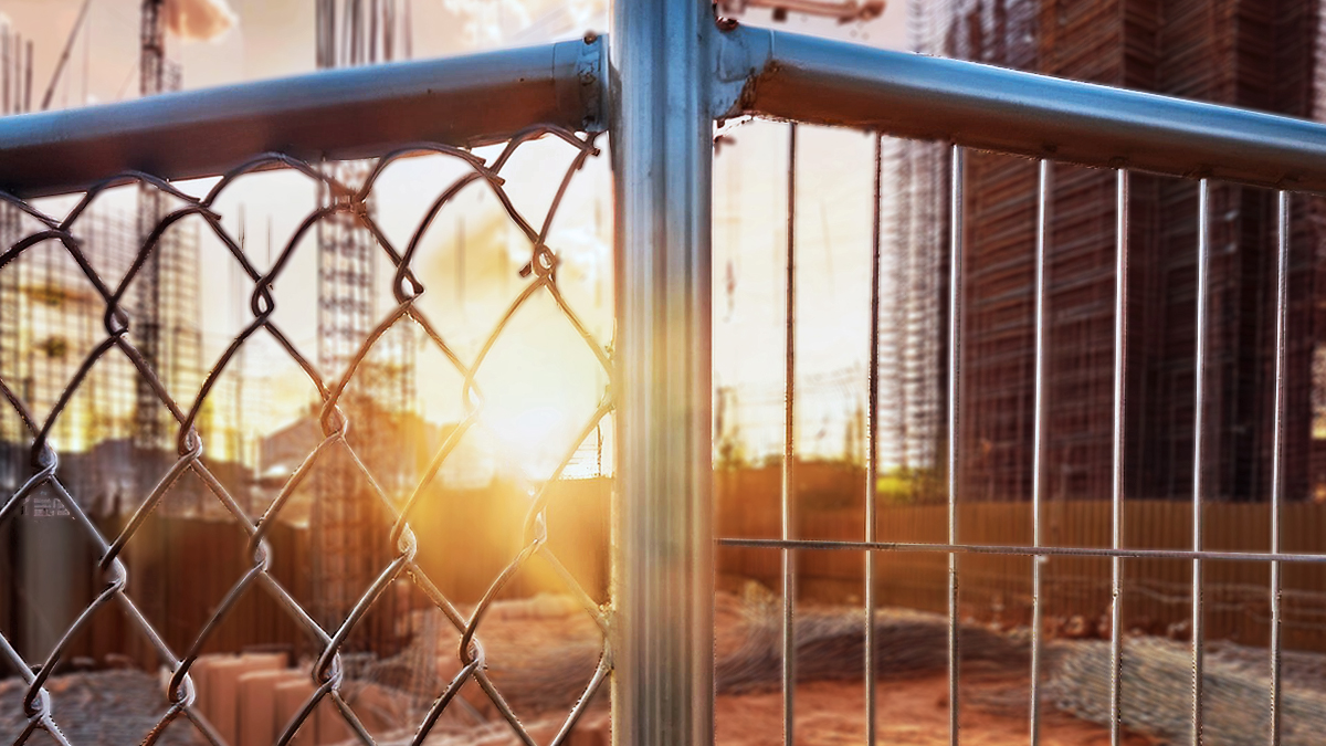 Which Fence Panel is Better for Temporary Fence Rentals?