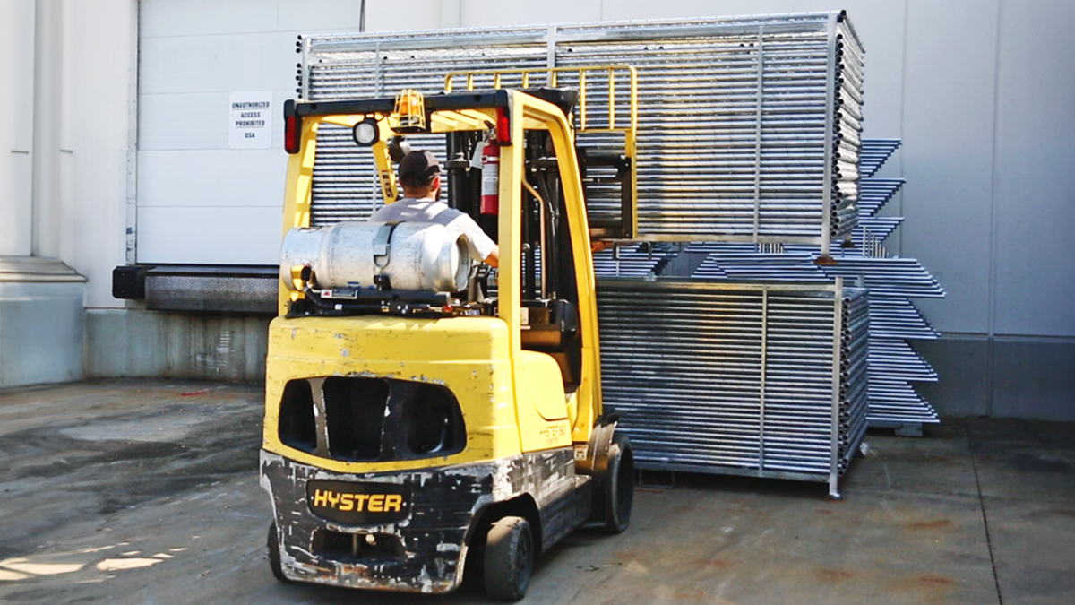 Must-Have Items to Start A Fence Rental Business