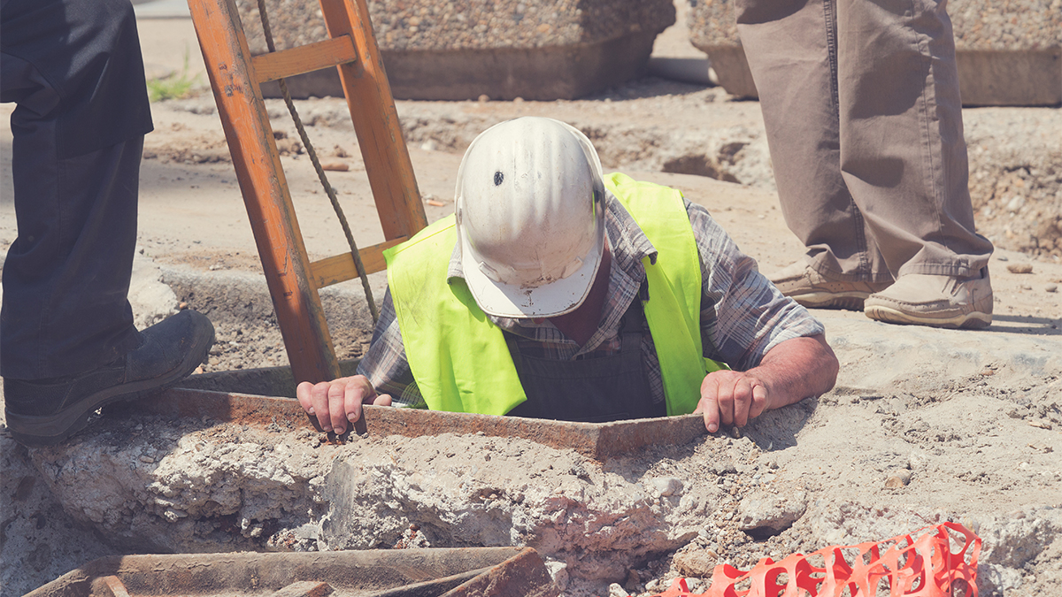 Worker Safety Requirements for Confined Spaces