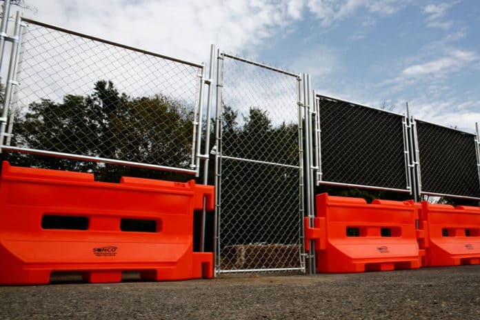 Fence Gate to Control Access & Secure Assets