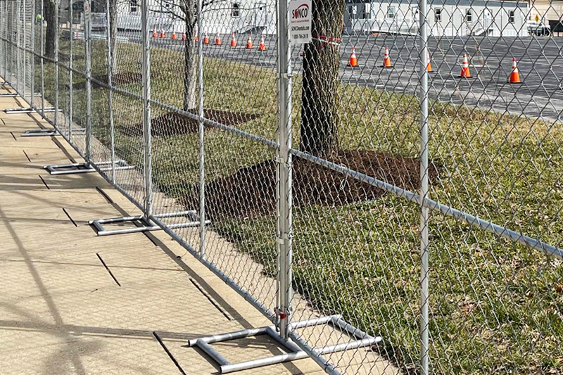 Fence feet