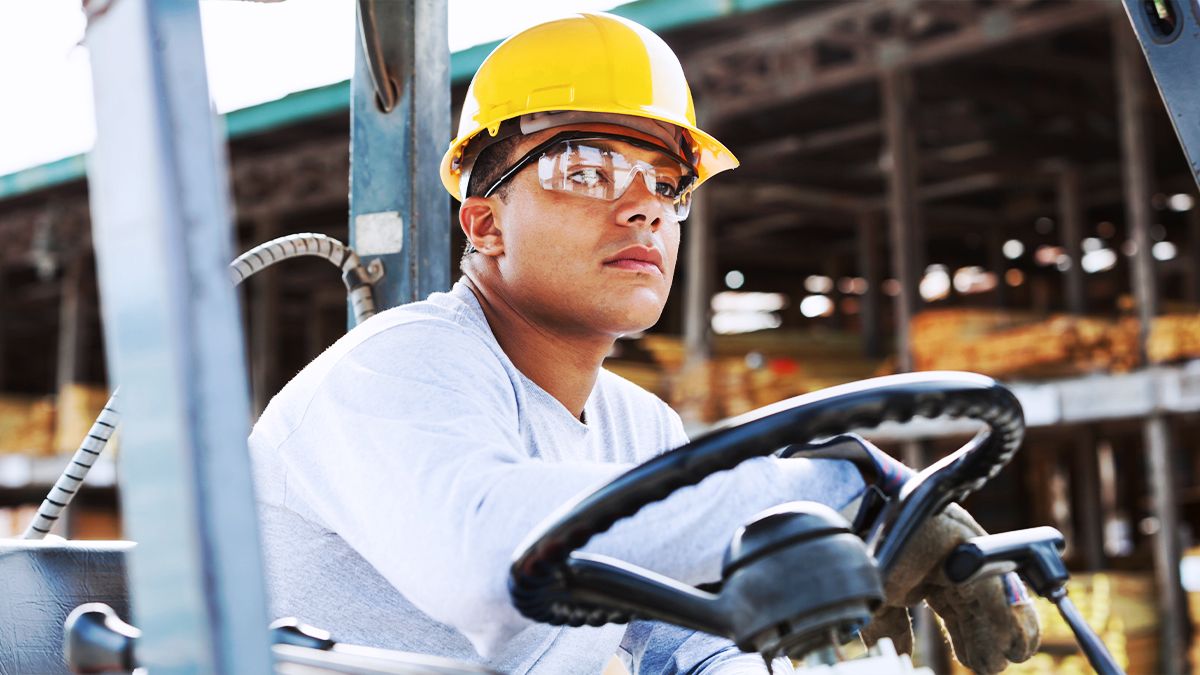 What are the Requirements for Construction Safety Glasses?